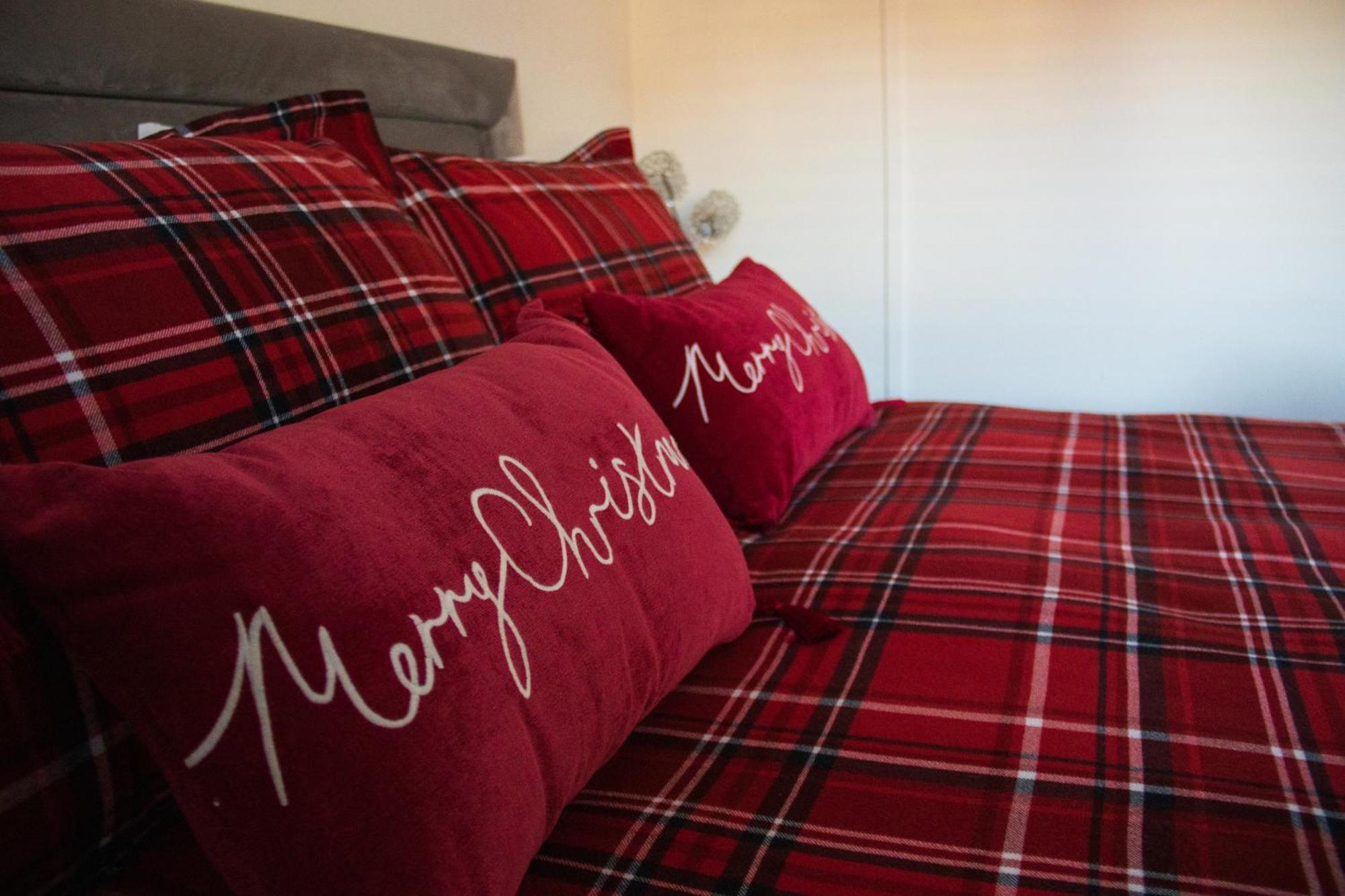 Lakeview Lodge, No Tradesmen Allowed Apartment Builth Wells