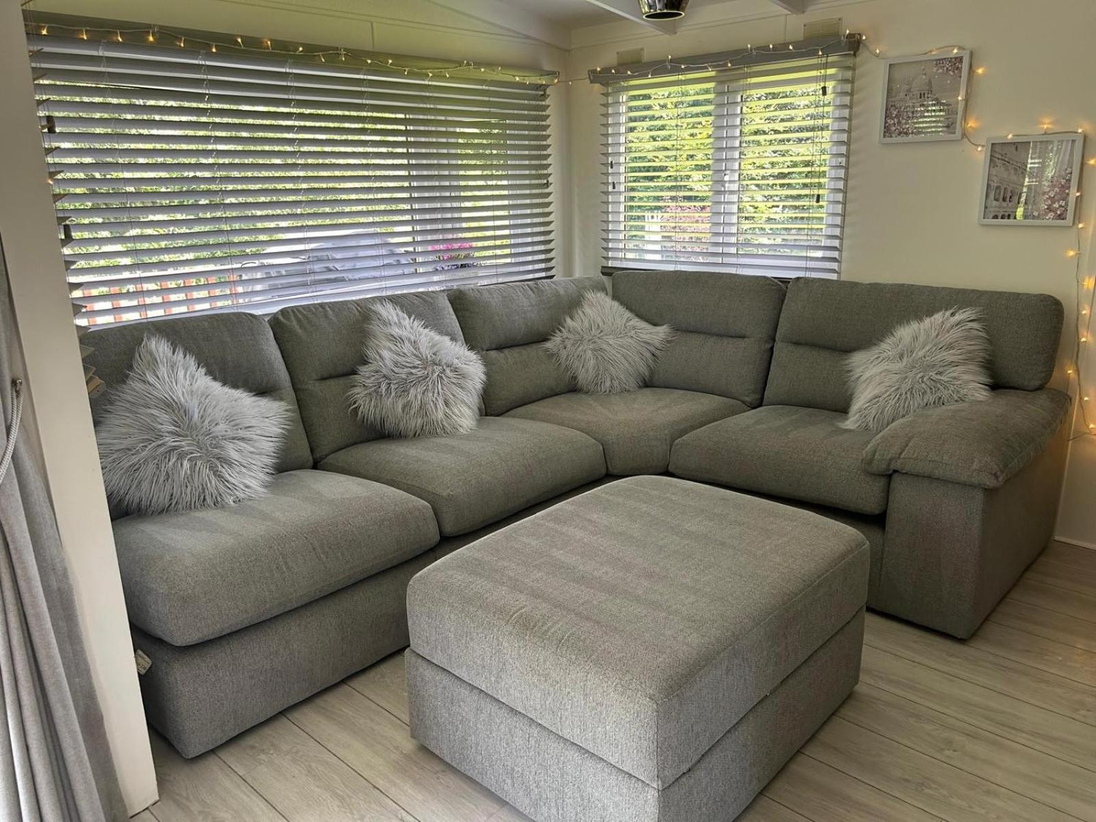 Lakeview Lodge, No Tradesmen Allowed * Builth Wells